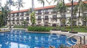 Kolam renang bpk triwi di komp daya persada makassar. Kapolresta Ancaman Bom Di Kolam Renang Hotel Sheraton Ulah Orang Iseng Tribun Lampung