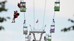Die seilbahn verbindet den ort stresa mit dem knapp 1500 meter hohen monte mottarone. Seilbahn Unfall In Koln Aufprall Auf Wasser Ware Vermutlich Todlich Panorama Stuttgarter Zeitung
