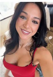 ashton vance (@ashtonkeilani)