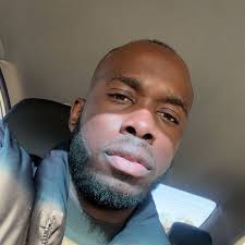 Females always say they gonna help flip it. But ain't flipped the money  they already have 😒🤣