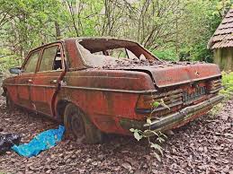 Germany Abandoned Mercedes Benz W123 V 2020 G Zabroshennye Avtomobili Retro Avtomobili Avtomobili