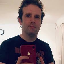 Hi guys! I've recently graduated as a Producer. I am currently based in  London and planning to stay here long term, building my career in film. At  the moment, I have a