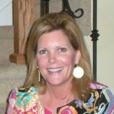 Lisa Eckles's Instagram, Twitter & Facebook