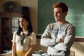As riverdale gets ready for a monumental celebration, archie receives devastating news that will change the rest of his life forever. There S Going To Be A Big Break In The Middle Of Riverdale Season 5