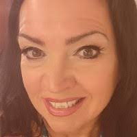 Denise Giannetti's Instagram, Twitter & Facebook