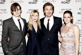 Garrett hedlund and kristen stewart 'on the road' images. Kristen Stewart And Garrett Hedlund On On The Road Driving Vintage Cars And Getting To Know Americas Greatest Mechanics Vanity Fair