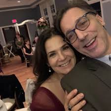 Who remembers Lakoma Deli in Lake Ronkonkoma? I remember when Sonny and  original German owners were there. EVERYTHING was homemade from cole slaw  to muffins!