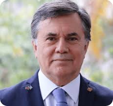 Chelston Brathwaite launches “Memories of China”: a book that sheds light 