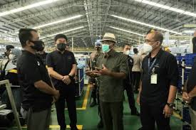 4,9 juta pekerja keluar dari. Bupati Subang Sidak Pt Tekwang Industrial Terkait Penerapan Ppkm Darurat Spirit News