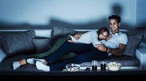 Translations of the phrase ne pas regarder from french to english and examples of the use of ne pas regarder in a sentence with their translations rayon laser ne pas regarder en direction du rayon classe de laser 2. Pourquoi Vous Ne Devez Pas Regarder Une Serie Avec Votre Mec Nana Beautylicieuse