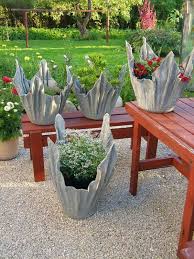 Ghivece, ghivece la comanda, vaze din beton, vazon din beton, ghivece chisinau, ghivece pentru flori, ghivece pentru flori exterior vazoane pentru flori, voazoane pentru gradina, vazoane md, vazoane din ciment, vazoane pentru plante decorative, producator ghivece, вазоны для цветов. Ghivece Unice Diversificate Realizate Din Prosoape Vechi Si Ciment