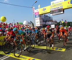 Przewiduje się, że przejazd peletonu przez miasto nastąpi między 17:30 a 19:00. Tour De Pologne Wielkie Emocje I Utrudnienia Na Drogach Wiadomosci Radio Bielsko