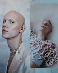 I wish I were at noisy festivals or live music show now😩🎇