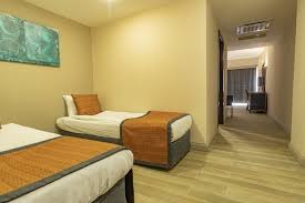 Recenze na Queen's Park Goynuk