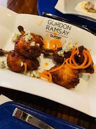 Gordon ramsay holdings limited (grhl) uses cookies to store or access information on your device to help us understand the performance of the website and to. Patriot Turkey Burger Picture Of Gordon Ramsay Burger Las Vegas Tripadvisor