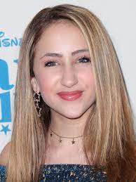 Ava Kolker Pictures | Rotten Tomatoes
