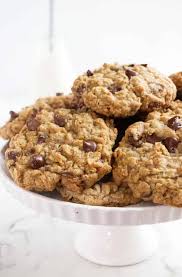 Chocolate Chip Oatmeal Cookies Video Recipe In 2020 Oatmeal Chocolate Chip Cookies Oatmeal Raisin Cookies Chewy Chocolate Chip Oatmeal