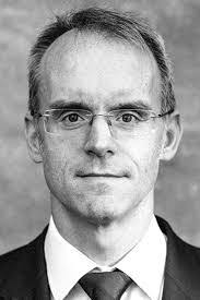 Ian Gill's Instagram, Twitter & Facebook