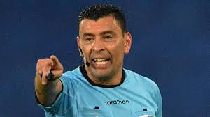 A Roberto Tobar, árbitro de Brasil-Colombia, le salió caro su  condescendencia con Neymar