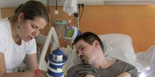 «vincent est décédé à 8h24 ce matin», a annoncé à l'afp françois lambert, neveu de cet ancien infirmier de 42 ans victime d'un accident de la route en 2008, informé par le médecin traitant. La Mort De Vincent Lambert Est Desormais Ineluctable Selon Ses Parents