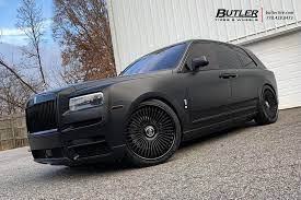 Maybe you would like to learn more about one of these? 24 Zoll Ag Luxury Wheels On The Black Rolls Royce Cullinan