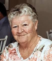 Sandra Tobey's Instagram, Twitter & Facebook