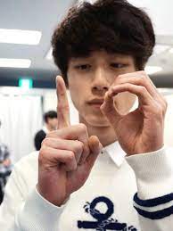 sakaguchi kentaro 사카구치 사카구치켄타로 켄타로 human poses reference human poses japanese men