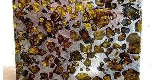 Allan hills 84001 (alh84001) is a fragment of a martian meteorite that was found in the allan hills in antarctica on december 27, 1984, by a team of american meteorite hunters from the ansmet project. El Meteorito De Fukang El Mas Hermoso De Los Meteoritos Jamas Encontrados