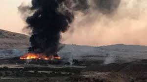 Μια δασική πυρκαγιά η οποία ξέσπασε σήμερα στη νότια τουρκία προσέγγισε κατοικημένες περιοχές κοντά σε μια τουριστική περιοχή, προκαλώντας τον τραυματισμό τριών ανθρώπων και την εκκένωση τεσσάρων συνοικιών. Megalh Fwtia Se Stratiwtikh Zwnh Sta Synora Toyrkias Syrias Fwto