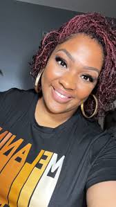 Me 10 years ago… ᴛʜᴇʀᴇ ɪꜱ ɴᴏ ᴡᴀʏ ɪ ᴄᴀɴ ᴅʏᴇ ᴍʏ ʜᴀɪʀ, ᴏʀ ʜᴀᴠᴇ ʟᴏᴄꜱ ᴀɴᴅ ꜱᴛɪʟʟ  ʙᴇ ᴀʙʟᴇ ᴛᴏ ᴡᴏʀᴋ ɪɴ ᴀ ᴄᴏʀᴘᴏʀᴀᴛᴇ ꜱᴇᴛᴛɪɴɢ.