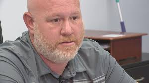 Judge Executive Kevin Neal appoints Trent Weaver as interim sheriff in  Marshall County