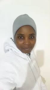 Housekeeper or nanny required in capetown in Retreat