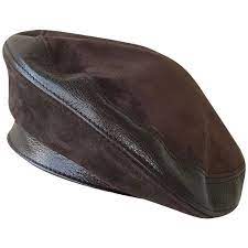 Pre Owned Basque Beret 490 Liked On Polyvore Featuring Accessories Hats Brown Fendi Hat Brown Berets Log Brown Leather Hat Leather Hats Leather Beret