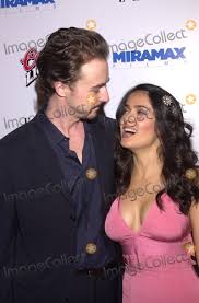 Über 80% neue produkte zum festpreis. Photos And Pictures Edward Norton And Salma Hayek At The Premiere Of Miramax S Frida At The Los Angeles County Museum Of Art Los Angeles Ca 10 14 02