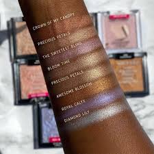 Wet n wild megaglo highlighting powder ~ diamond lily : Shormies Beauty Supply Wet N Wild Magaglo Highlighters Available Shades Awesome Blossom Precious Petals Crown Of My Canopy Shormies Accramakeupshop Kumasimakeupshop Wetnwildhighlighter Wedelivertoyourdoorstep Facebook