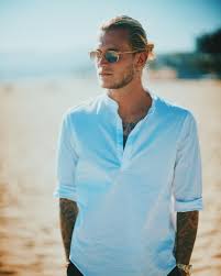 La cosa no cuajó y rompieron. Loris Karius On Instagram Focused On Monday Night Lk1 Mens Tshirts Mens Tops Loris Karius Instagram