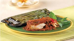 1 ekor ayam kampung 2 sdm air jeruk nipis 1 sdt garam 5 sdm minyak untuk menggoreng 6 lbr. Resep Pepes Kakap Bumbu Bali