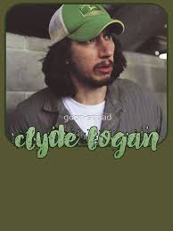 ADAM DRIVER -- Clyde in Logan Lucky Essential T-Shirt