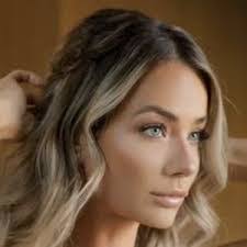 Krystal Byrd's Instagram, Twitter & Facebook