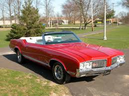 Universal ultralite carbon spacer fabric race seat by cobra seats®. Car Of The Week 1970 Olds Cutlass Supreme Old Cars Weekly