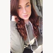 Tara Calvert's Instagram, Twitter & Facebook