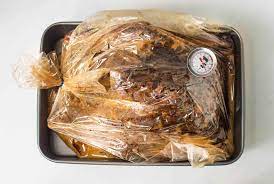 How To Cook Turkey In An Oven Bag Recipe Turkey Bag Recipes Cooking Turkey Recipes