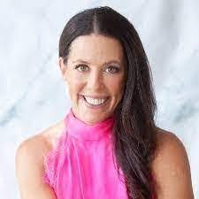 Carol Grannis's Instagram, Twitter & Facebook