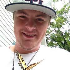 Devin Warnick's Instagram, Twitter & Facebook