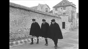 Résultat de recherche d'images pour "au revoir les enfants"