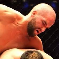 Pieter Buist vs. Karim Bouraarassi, Fight Club Den Haag