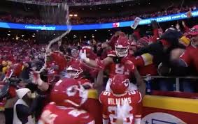 He played college football at central michigan university. Kansas City Chiefs Eric Fisher Celebrates Touchdown With Stone Cold Beer Salute