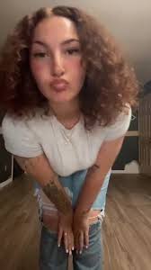 STELLA ALYSSIA (@missred577)