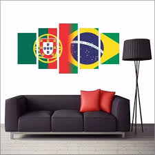 O brasil está representando nessa bandeira pela esfera armilar de ouro, em campo azul, que passou a constituir as armas do brasil reino. Quadro Impresso Bandeiras Portugal X Brasil Paises Quadros Mais Quadro Decorativo Magazine Luiza