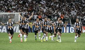 Estádio raimundo sampaio, belo horizonte. Convocando Torcedores Para Cantar Hino Da Janela Atletico Mineiro Completa 112 Anos De Historia